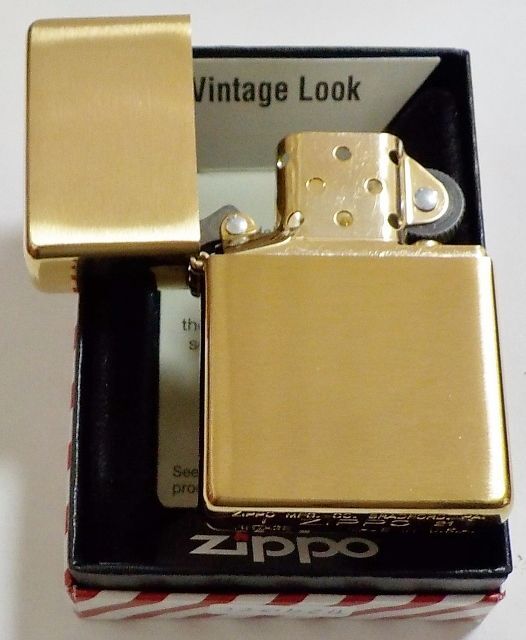 画像: ☆１９３７Replica Vintage Look ＃２４０ＣＣ  Solid Brass  Wライン無し ２０２１年 Zippo！新品