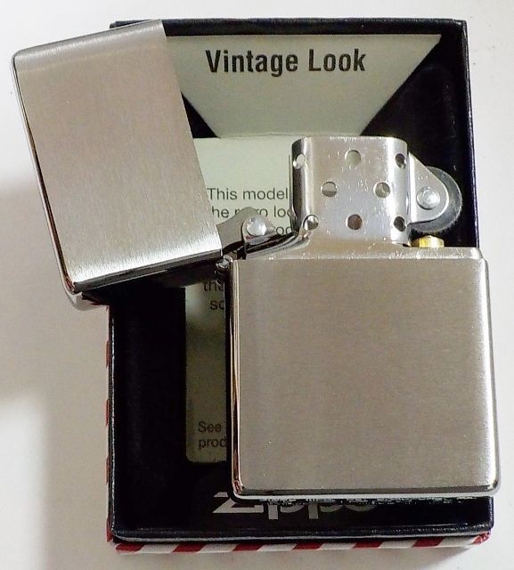 画像: ☆１９３７Replica Vintage Look ＃２３０CC Brushed Chrome  Wライン無し ２０２２年 Zippo！新品