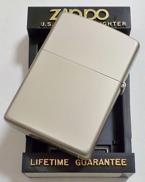 画像: ☆１９９１年８月 製 お洒落な全面シルバー銀加工！VINTAGEデザイン ZIPPO！新品