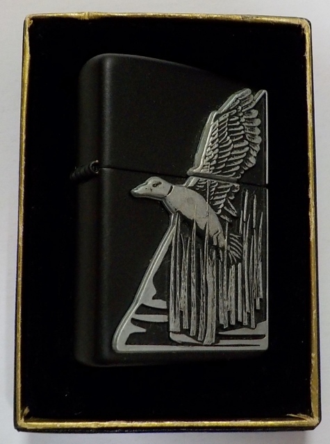 画像: ★BIRD 羽ばたく・・鳥！ずしりと重いエンブレム ２００３年８月 ブラック USA ZIPPO！新品