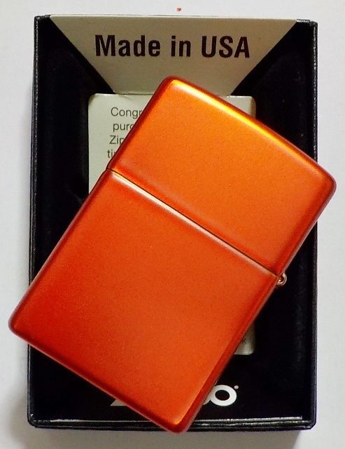 画像: ☆ZIPPOオイル缶 VINTAGE レトロデザイン！メタリックレッド ２０２３年 USA  Zippo！新品