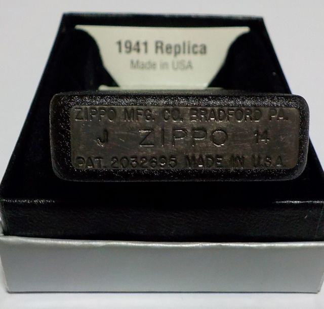 画像: ★１９４１ Replica BLACK CRACKLE ２０１４年 旧ボトム PATナンバー刻印モデル ZIPPO！新品