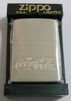 画像: コカ・コーラ！Coca-Cola ２００１年 ロゴ 銀加工 ZIPPO！新品