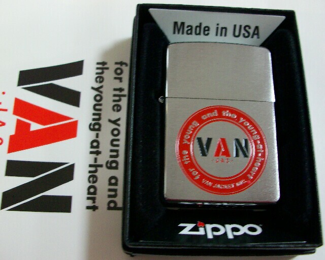 画像: ☆VAN JACKET！２０１１年 丸ＶＡＮ レッドバージョン  限定３００個 ZIPPO！新品