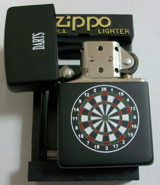 画像: 人気の・・ダーツ！ＤＡＲＴＳ　ブラック　２００３年　ＺＩＰＰＯ！新品