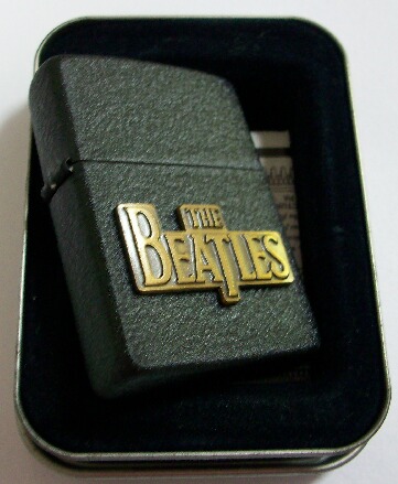 画像: ☆THE BEATLES！メタルロゴ ブラック・クラックル １９９７年 ZIPPO！新品