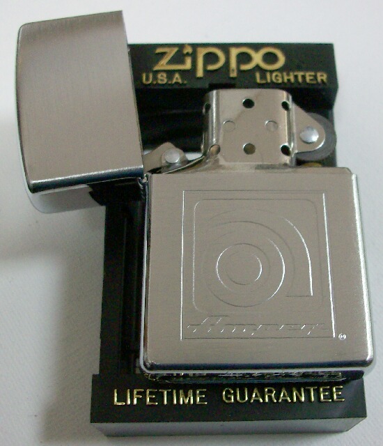 画像: ☆ＡＭＰＥＧ！ベースアンプのアンペグ！裏面には・・CRATE １９９７年 USA ZIPPO！新品